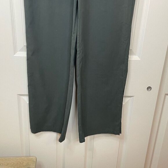 Good American Woven Track Pants - Picture 5 of 15